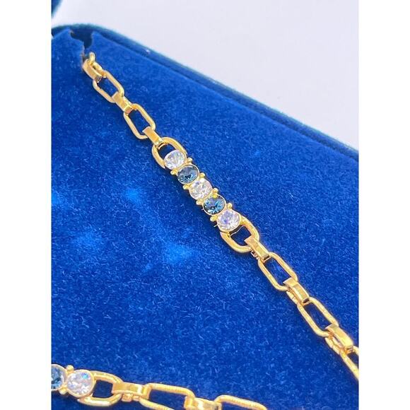 JBK Camrose & Kross GRAND TOUR
Pendant Necklace/Brooch Extender Enhancer - Picture 6 of 16